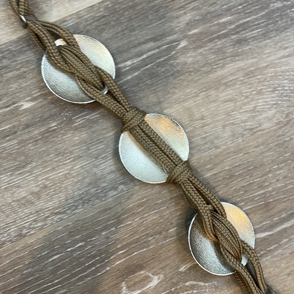 Vintage Corded Medallion Belt Stretch Rope Celtic Silver Tone - Picture 5 of 6